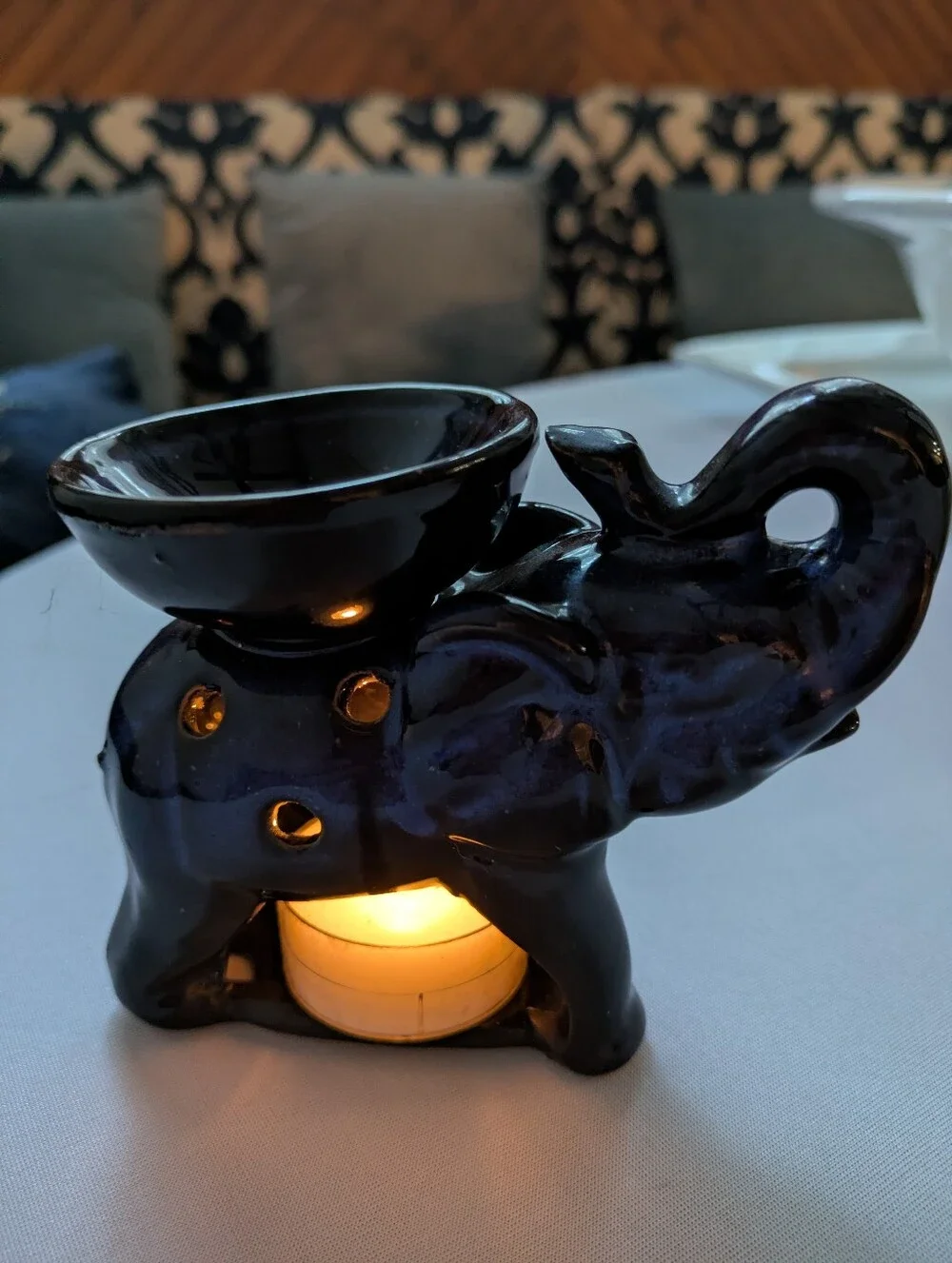Ceramic Elephant Votive Oil Warmer in Blue And Black.